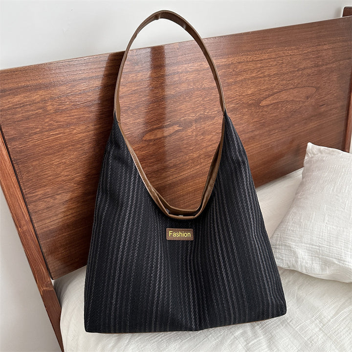 Modische Strukturierte Schultertasche