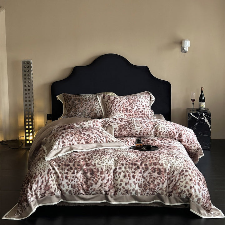 U reversibles Satinbesatz Leopardenmuster Bettwäsche Set mit Kissenbezügen
