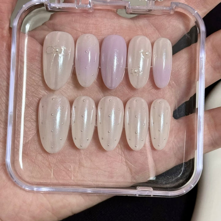 Dekorative Nagelspitzen
