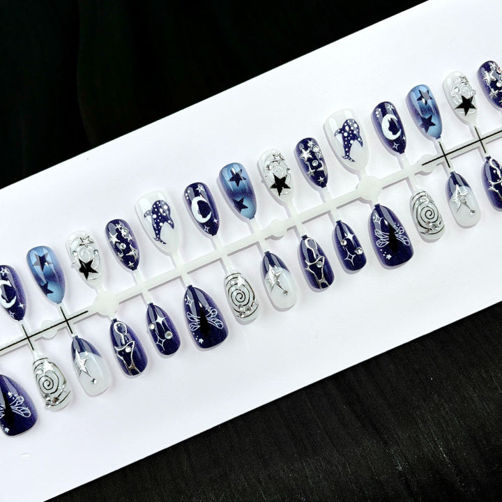 Himmlisches Design Press-On Nagelkunst Set
