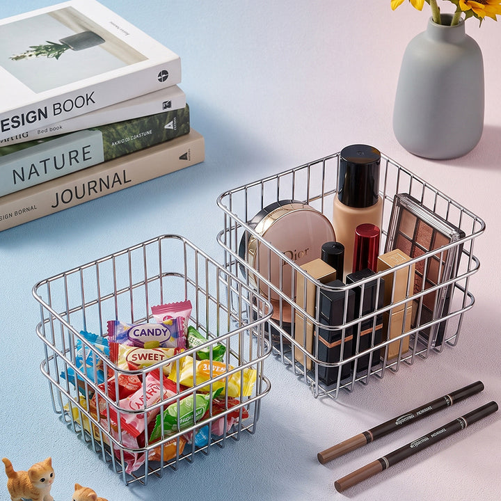 Eleganter Tischorganizer Aus Metallenen Stäben Karnz
