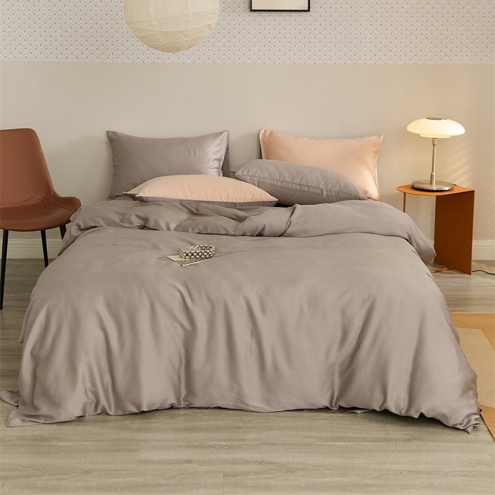 Wendbares Satin-Bettwäscheset mit seidig-glänzendem Griff und hautfreundlichem Baumwollmix