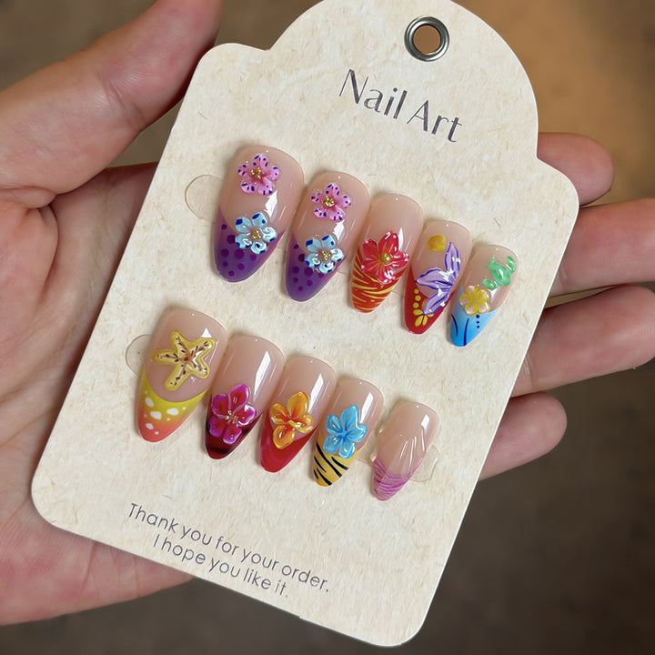 Kreative florale veredelte Press-On Nagel Kollektion Karnz