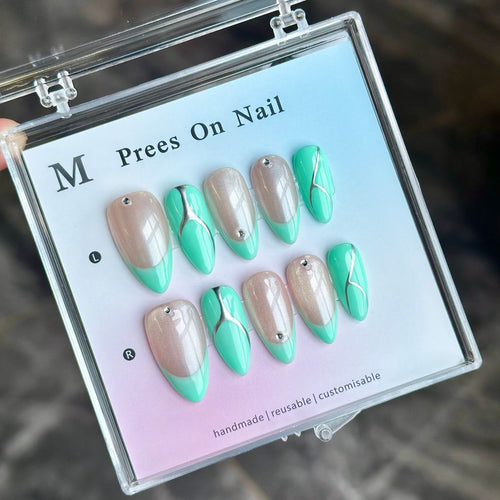 Künstlerisches Press-On Nagelset mit einzigartigem geometrischem Design