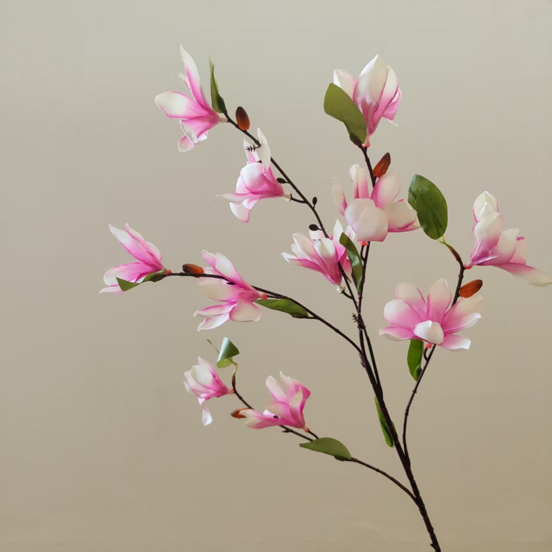 Elegante dekorative Blumenstiel