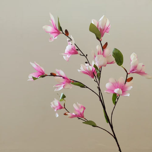 Elegante dekorative Blumenstiel