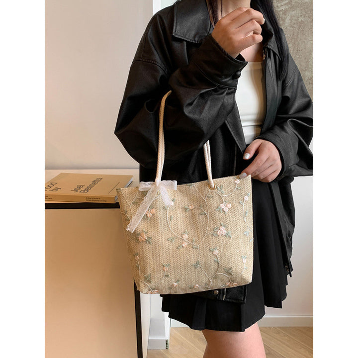 WoBestickte Strohtasche Karnz