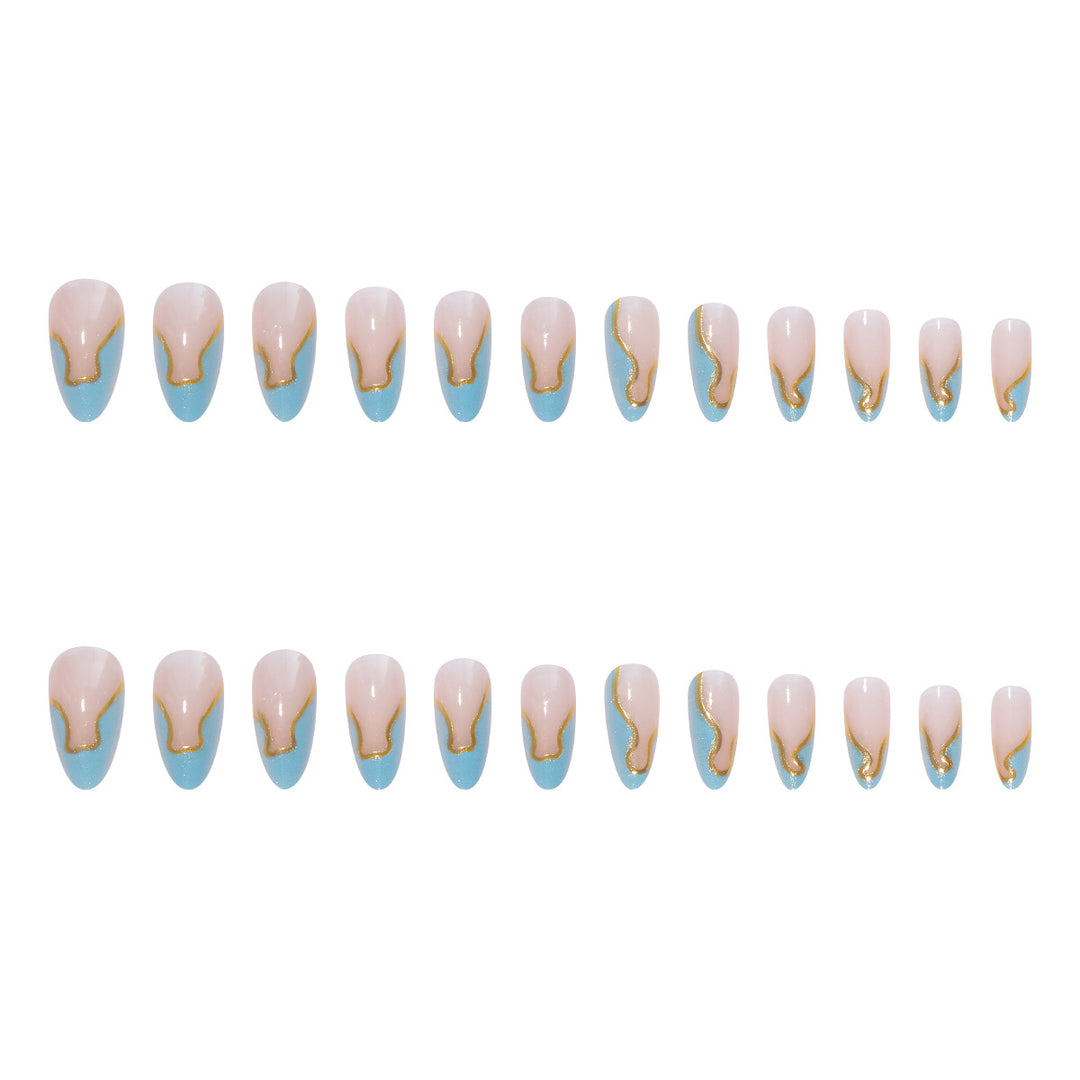 Elegante Kunstnagelspitzen mit stilvollem Design Karnz