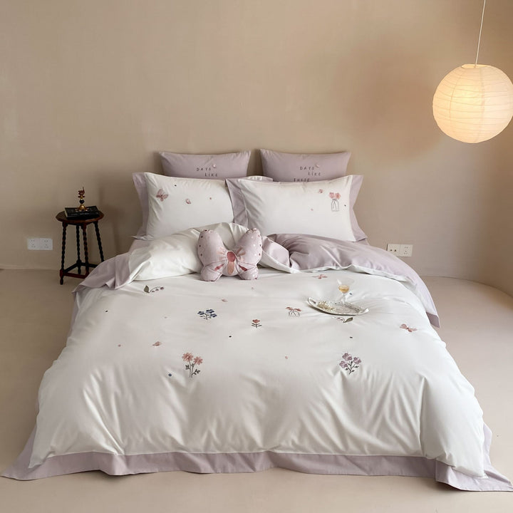 Botanisches Mikro-Satin Bettbezug Set mit Mini-Stickerei & Kissenbezügen