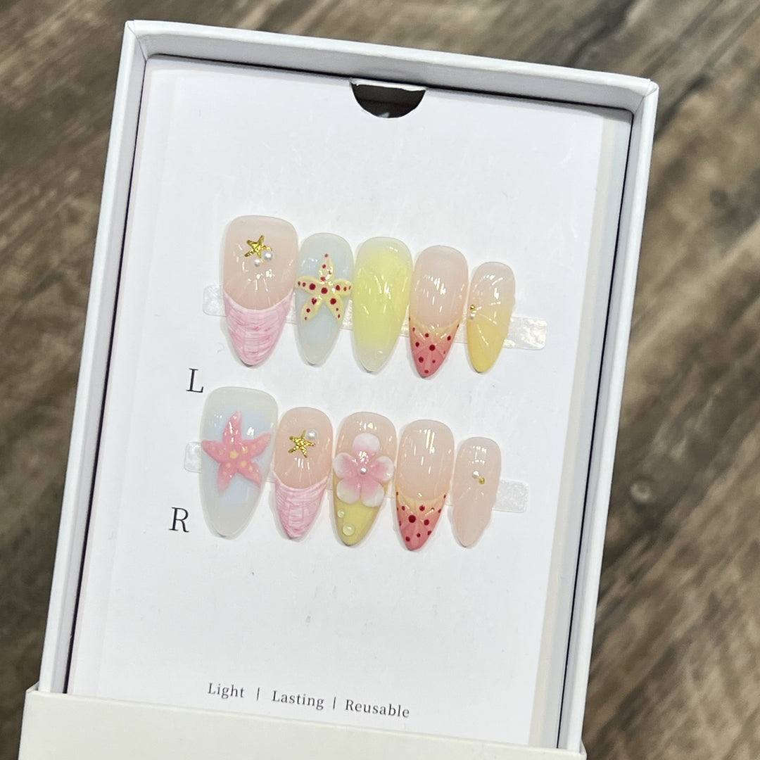 Sommer-inspiriertes Press-On Nagelkunstset Karnz