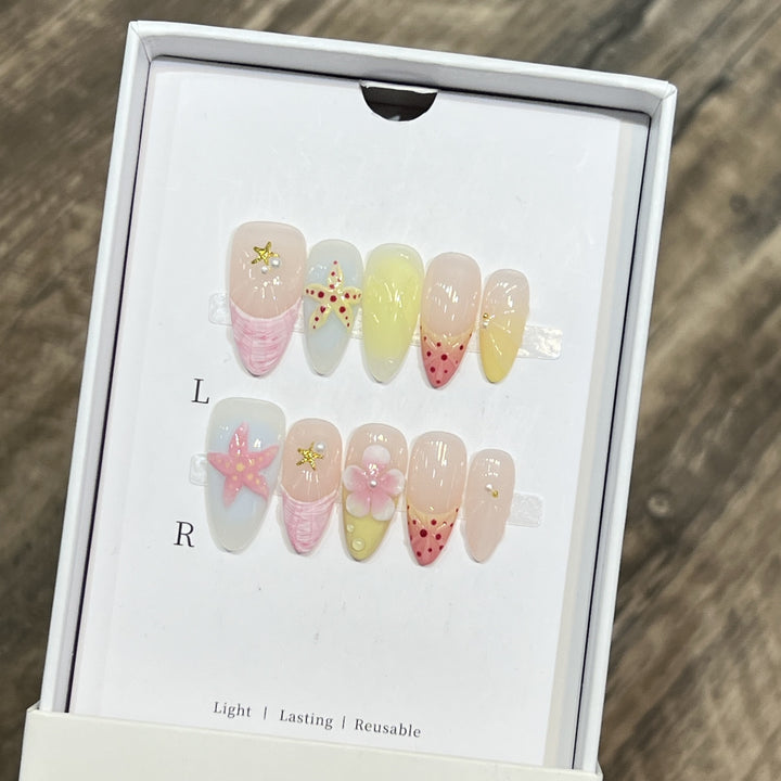 Sommer-inspiriertes Press-On Nagelkunstset Karnz