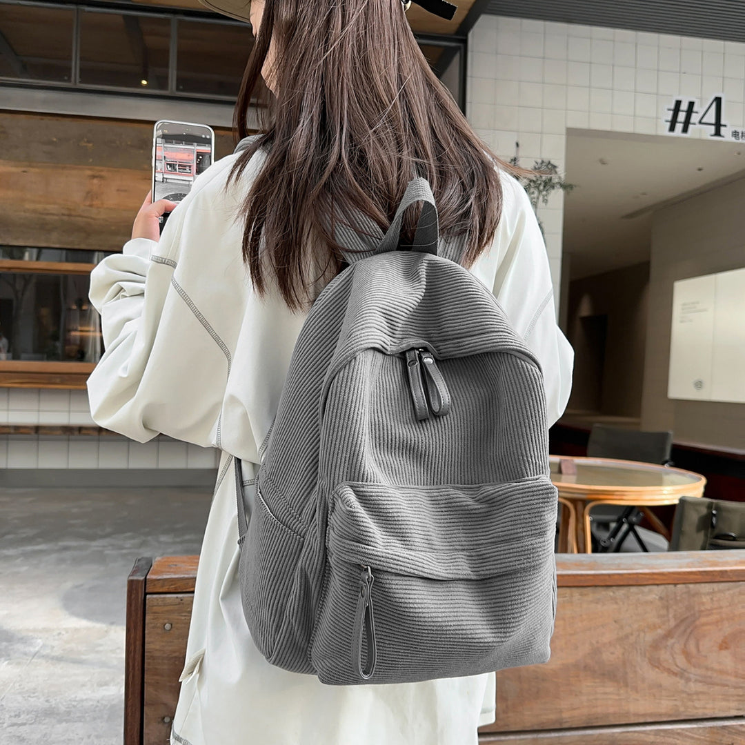 Rucksack mit Strukturiertem Design und Praktischen Frontfächern Karnz