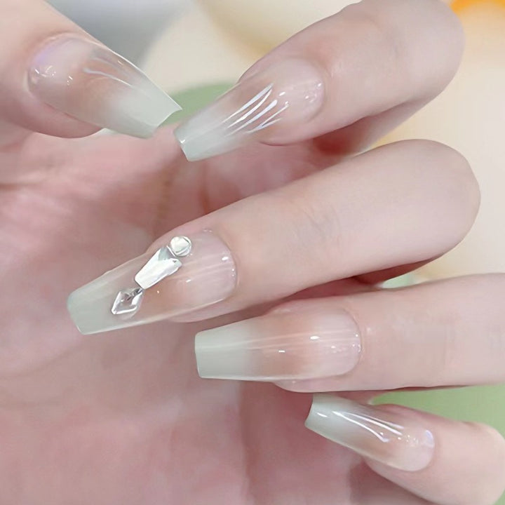 Elegante Nagelpflege Karnz