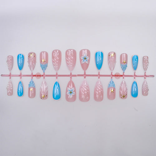 Dekoratives Press-On Nagelkunst Set Karnz