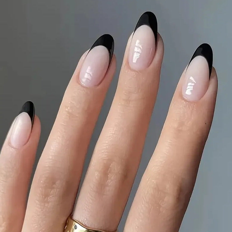 Elegante schwarze French Tip Acryl-Nagelverzierung Karnz