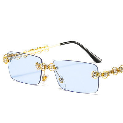 Damen Designer-Sonnenbrille mit funkelndem Rahmen und rechteckigem Glas Karnz