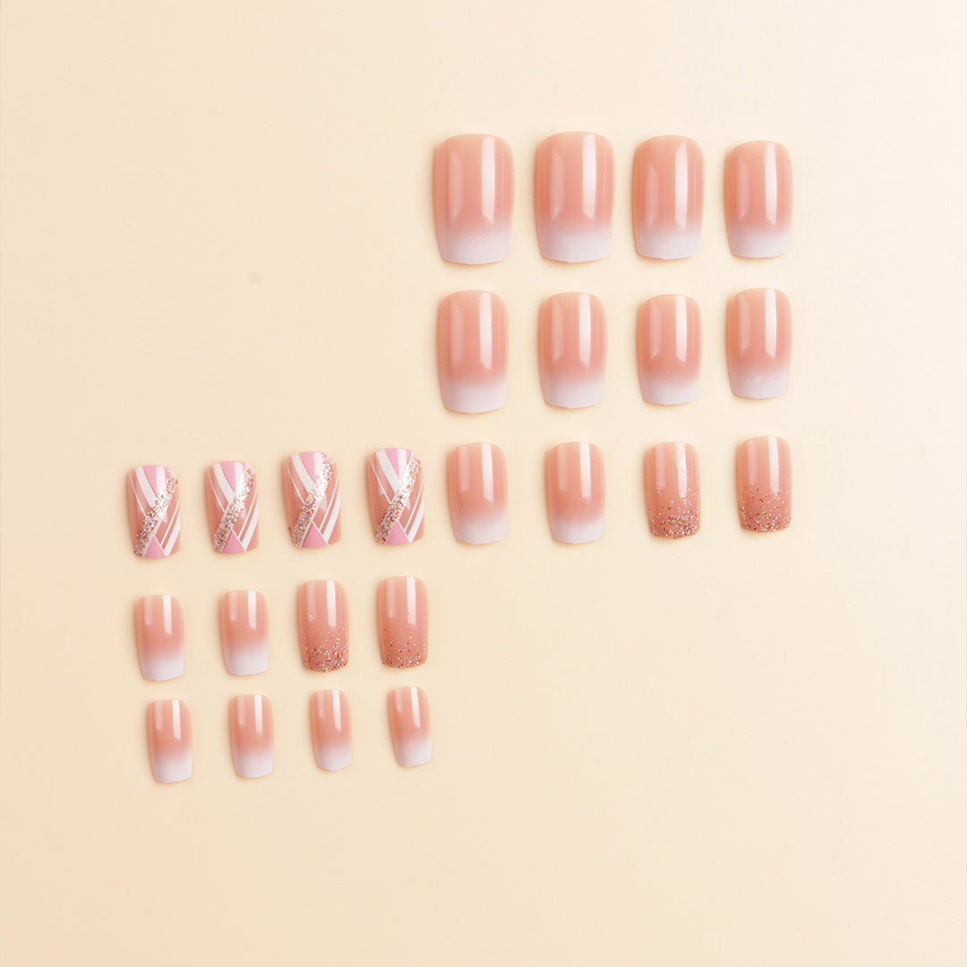 Elegantes Glänzendes Press-On-Nageldesign-Set Karnz