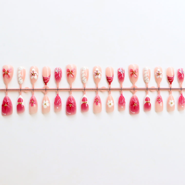 Premium Florale Press-On Nagelkunst Kollektion Karnz