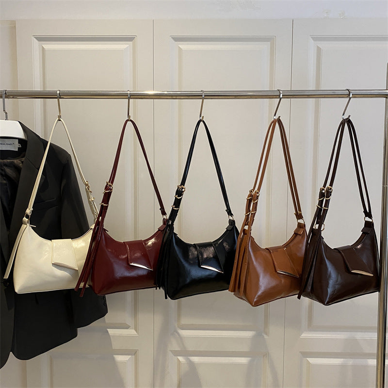Luxuriöse Patelleder-Schultertasche Karnz
