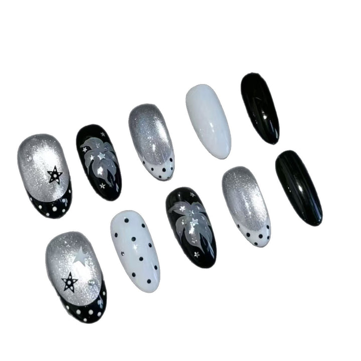 Künstlerisches Press-On Nagelset Karnz