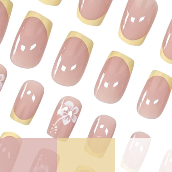 Elegante florale französische Tips Nagelkunst Karnz