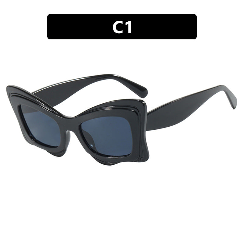 Damen oversized Sonnenbrille im extravaganten Design Karnz
