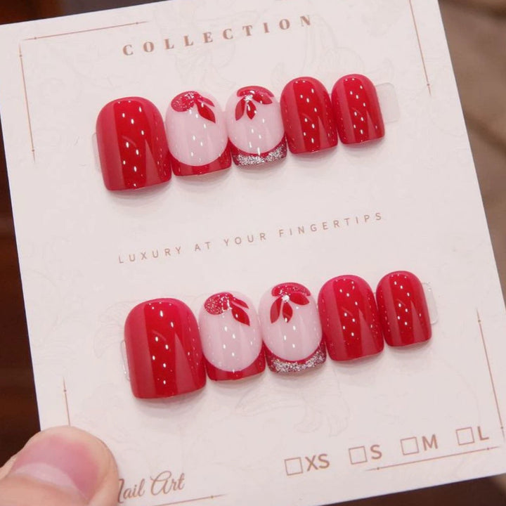 Luxus Press-On Nageldesign