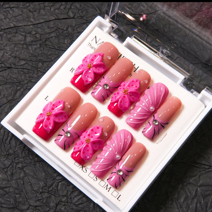 Blumenverzierte Druck-Nagelset