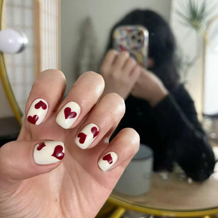 Künstlerisches Nageldesign