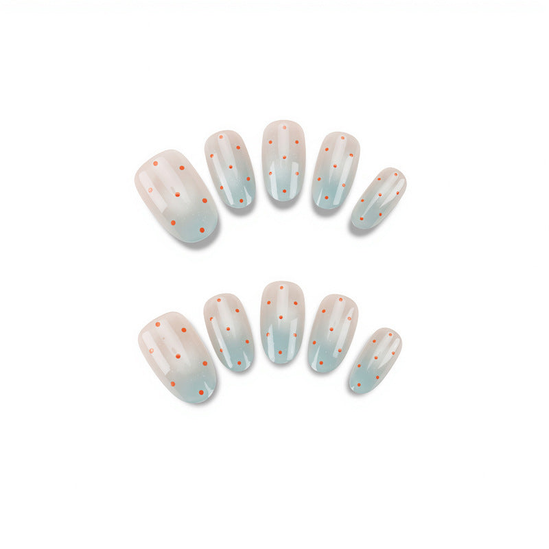 Dekorative Press-On-Nagelkunst mit Ombre-Design Karnz