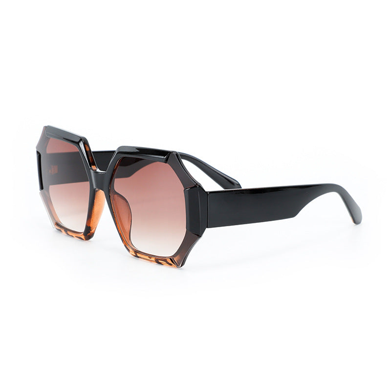 Damen modische Sonnenbrille mit facettiertem Rahmen Karnz