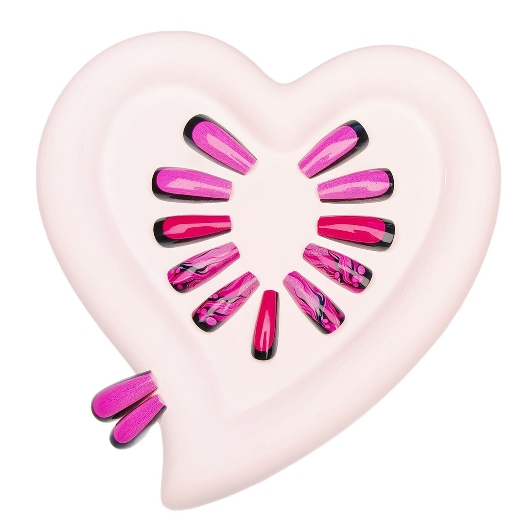 Künstlerische Stiletto-Nagelkunst