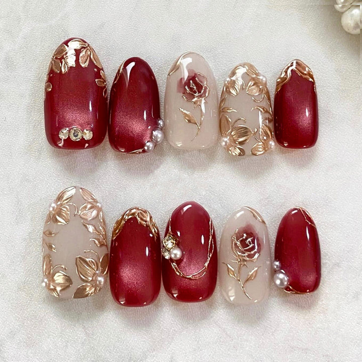 Exquisites Blumiges Press-On Nagelkunst Set
