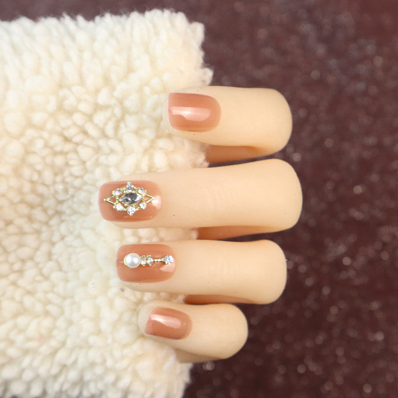 Elegantes Dekoratives Press-On Nagelset