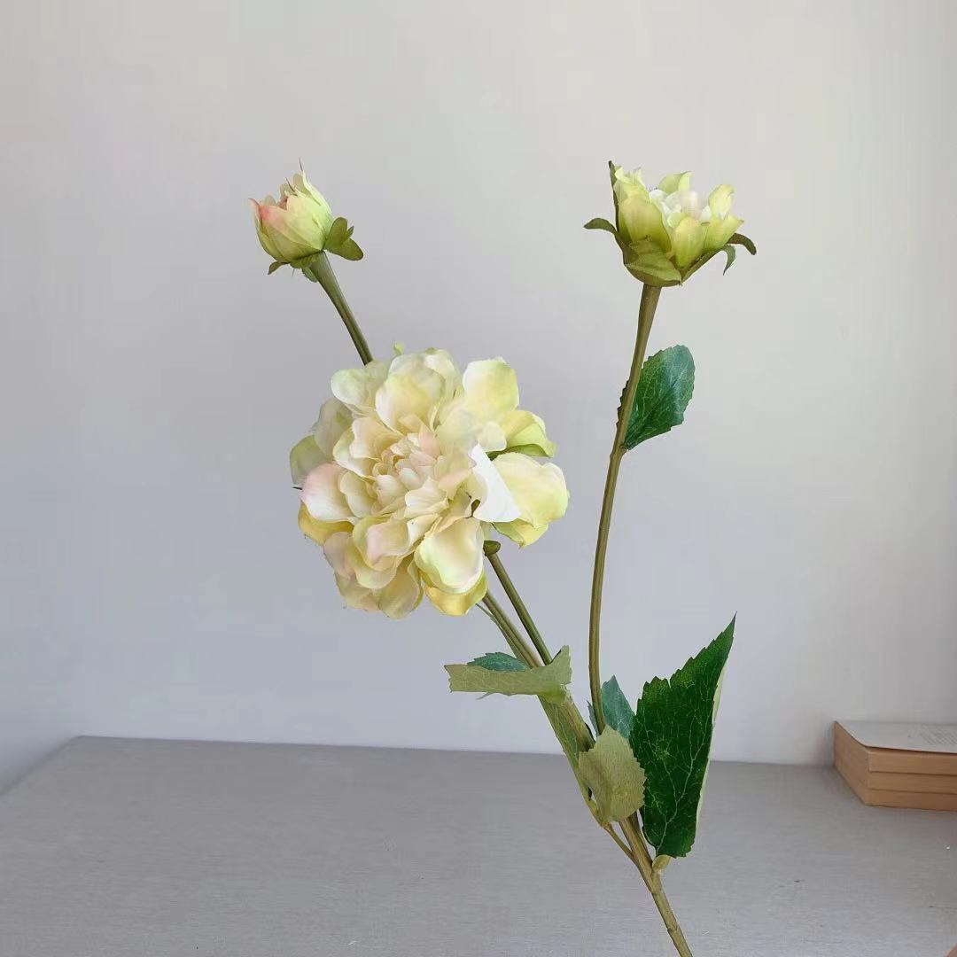 Künstlicher Blumenstiel