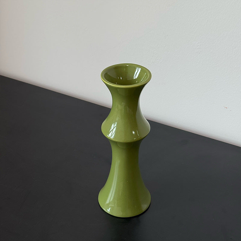 Moderner Skulptierter Keramikvase