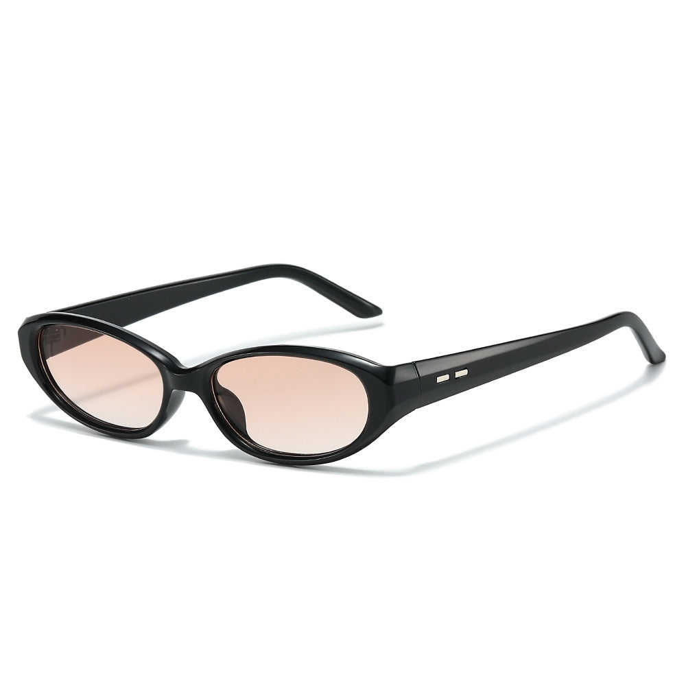 Schlanke retro-inspirierte ovale Sonnenbrille Karnz
