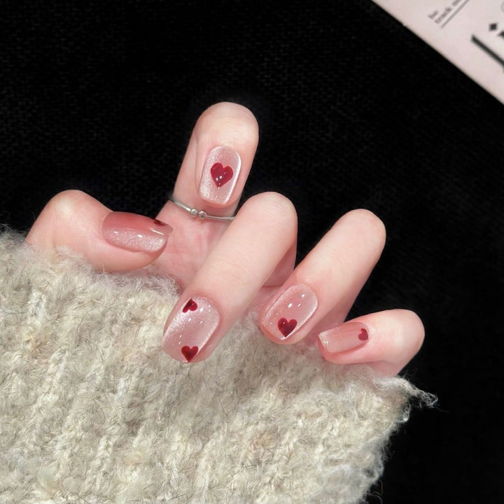 Kunstnägel mit Elegantem Leoparden-Design und Glitzer-Effekten Karnz