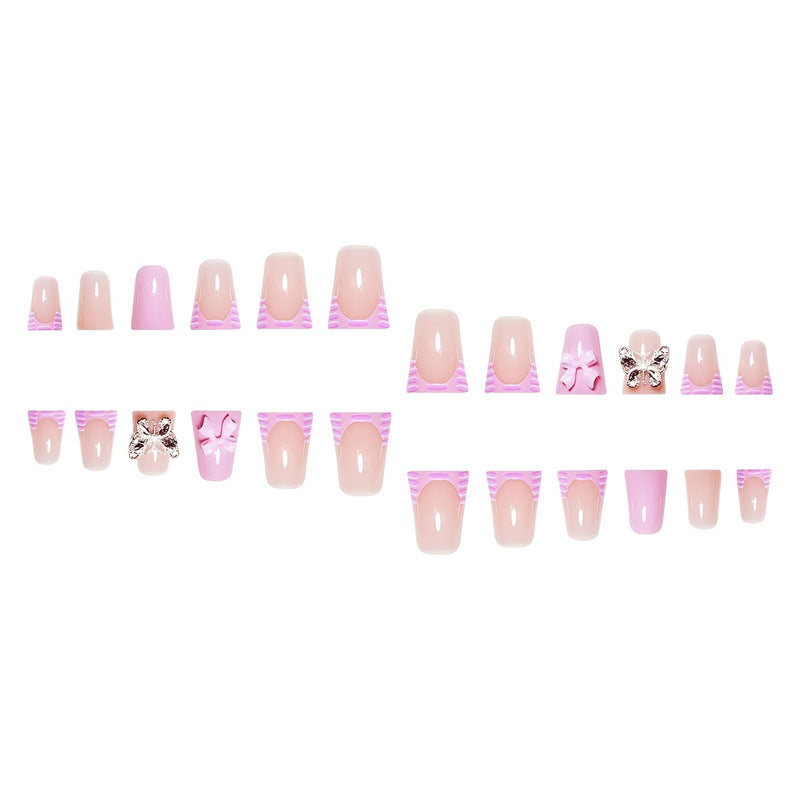 Verspieltes florales Design Press-On-Nagelverlängerungen Karnz