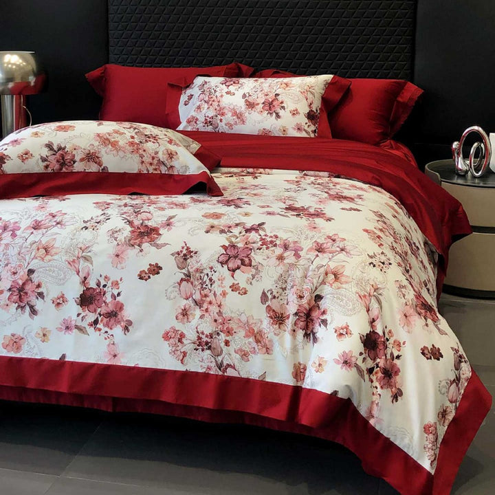 Luxuriöse Baumwollsatin-Bettwäschegarnitur mit feiner Floraler Ornamentik und dekorativem Kissenbezug
