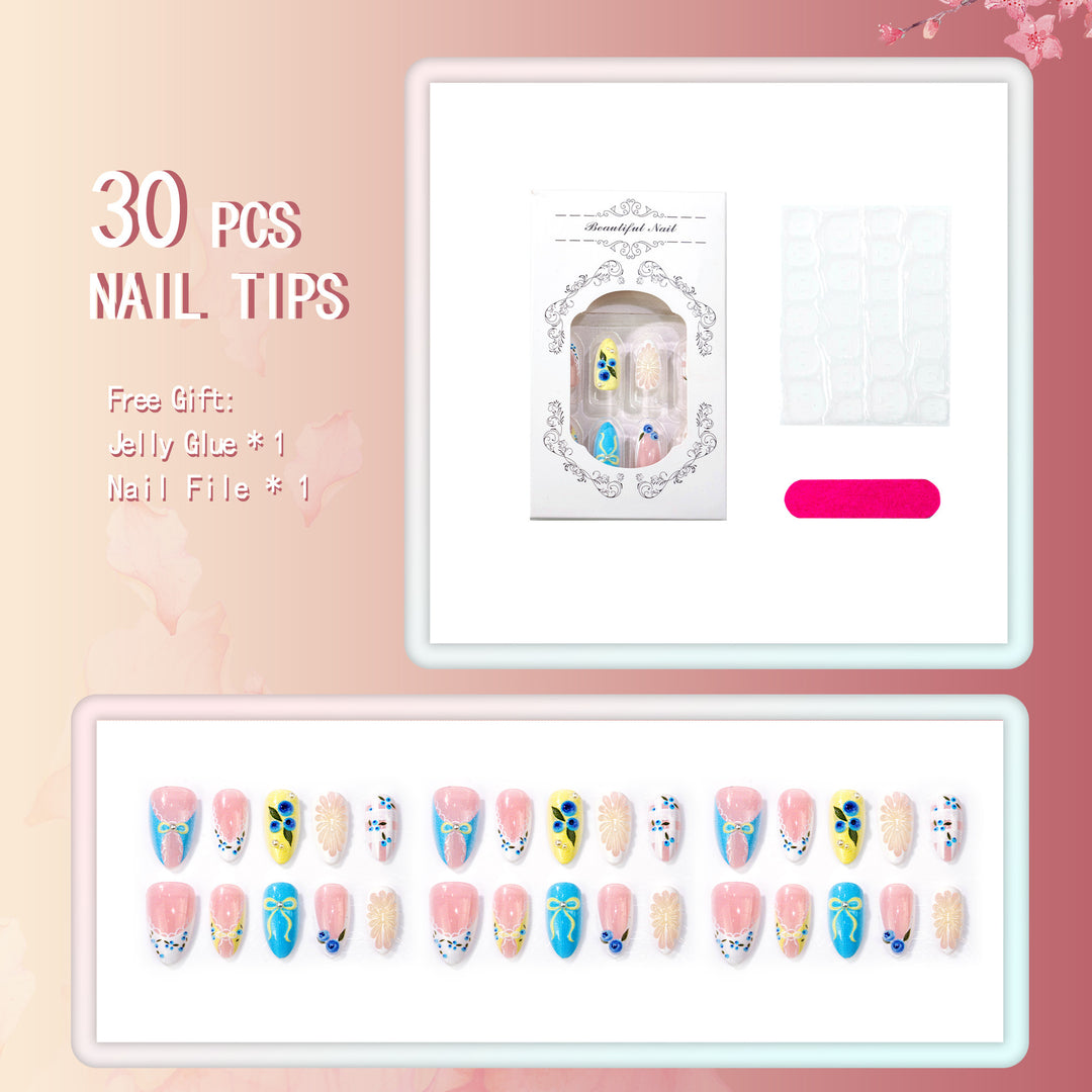 Verspielt mit Blumen verziertes Press-On Nagelset
