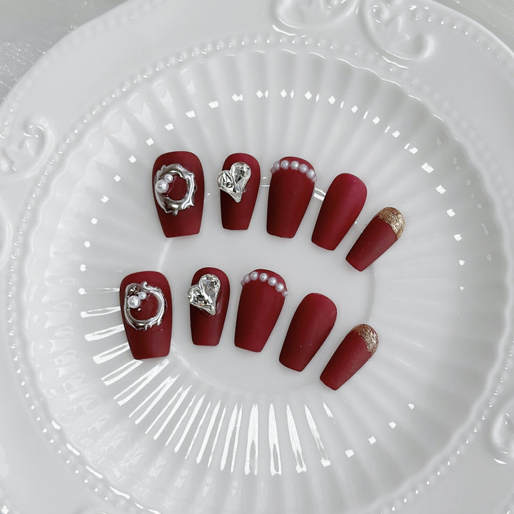 Herz dekoriertes Press-On Nagelset