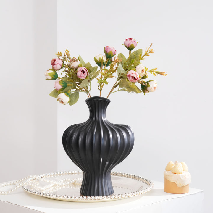 Künstlicher Blumenstielstrauß
