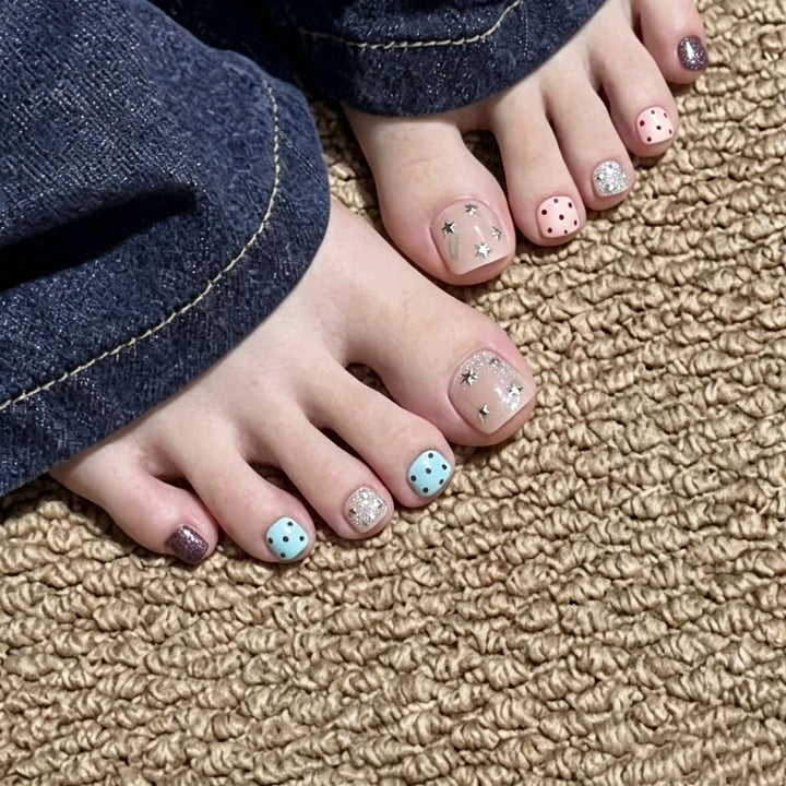 Stylisches Press-On Nagelkunst-Set