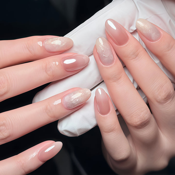 Elegante Ombre-Nagelkunst Karnz