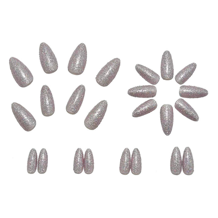 Kunstnägel mit Glitzer und elegantem Design Karnz