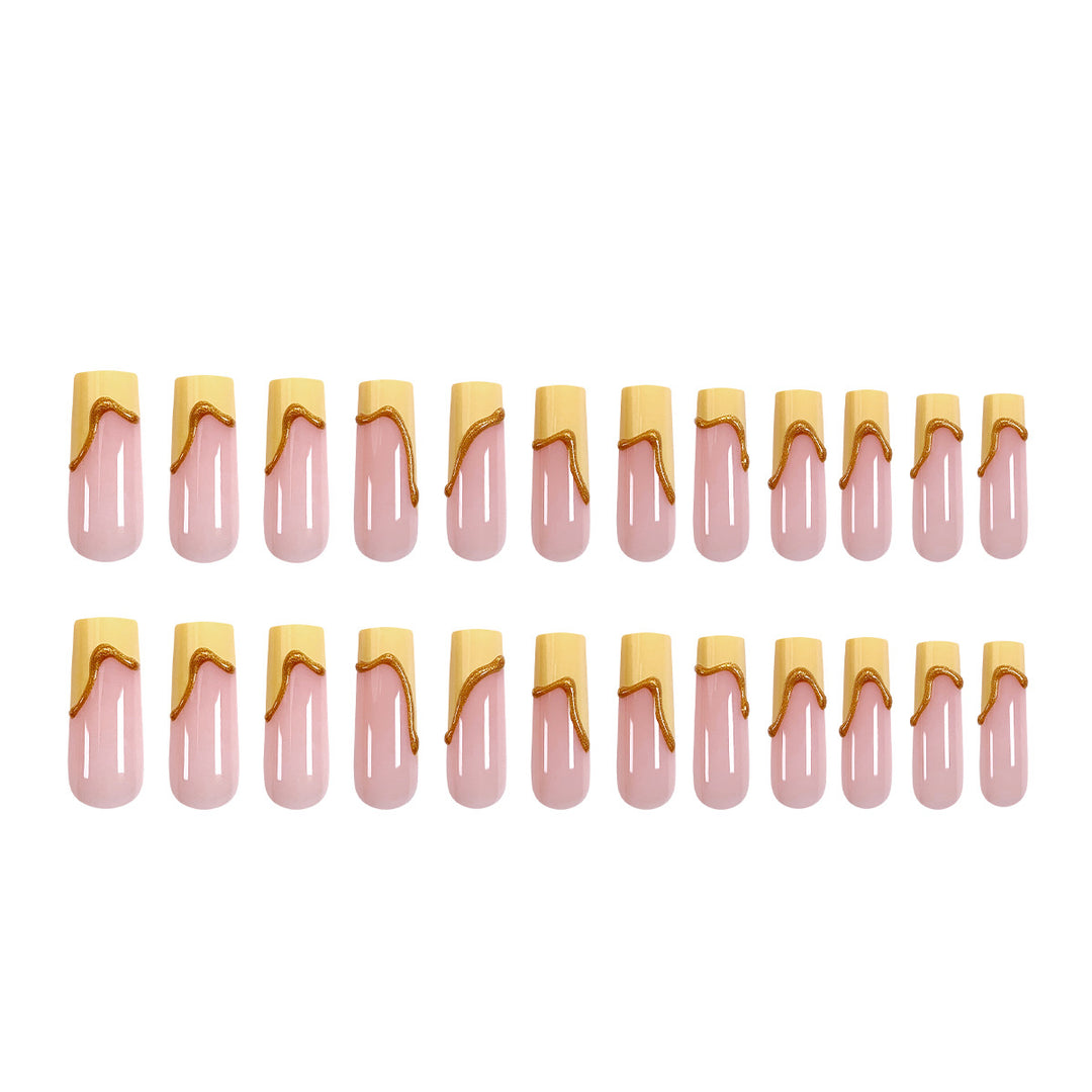 Kunstvoller Nageldesign Karnz