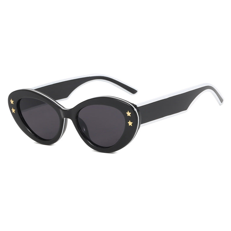 Damen Cat-Eye Sonnenbrille mit luxuriösem Kunststoffrahmen und dekorativen Akzenten Karnz