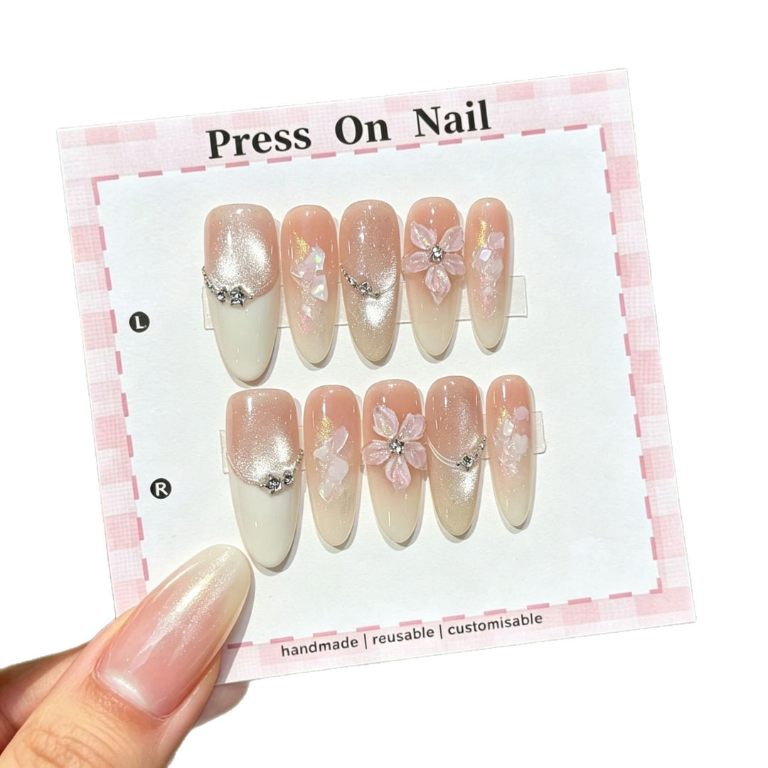 Floral Themed Press-On Nail Art Set