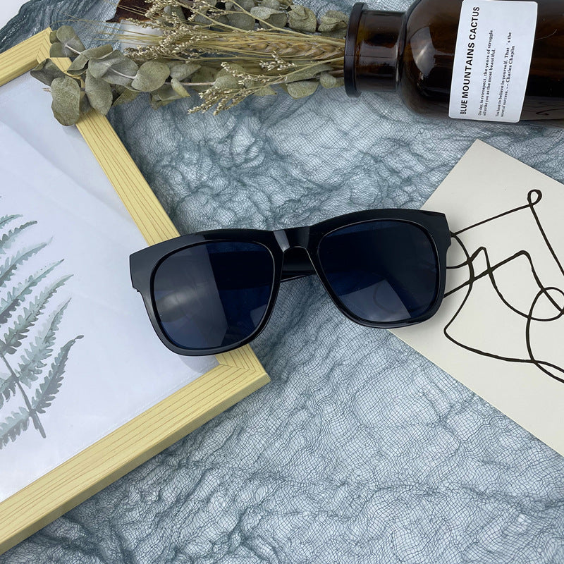 Fette Winkelrahmen Sonnenbrille Karnz
